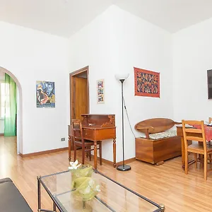 Apartamento In Santini, Roma