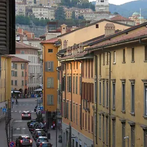 Center Nice Pensjonat Bergamo